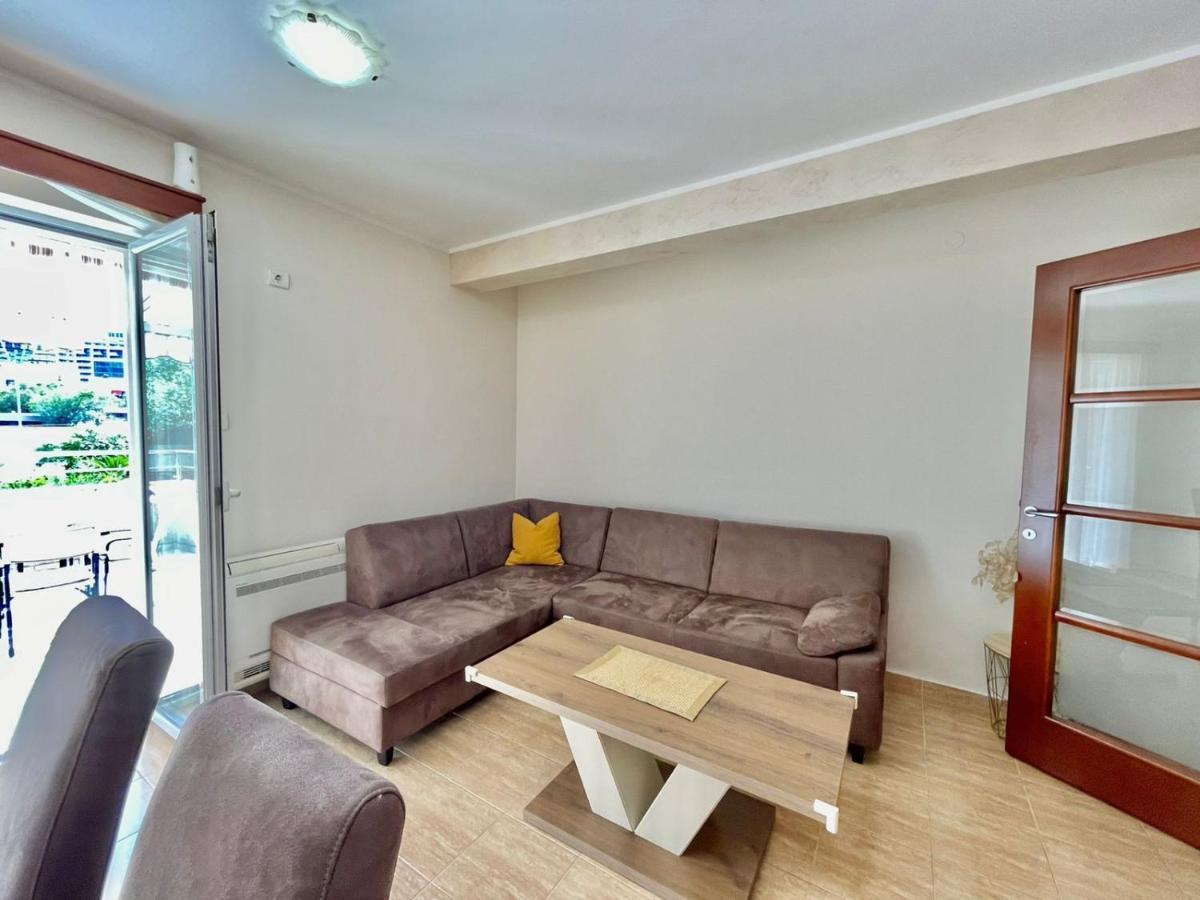 Apartment Boreta Becici